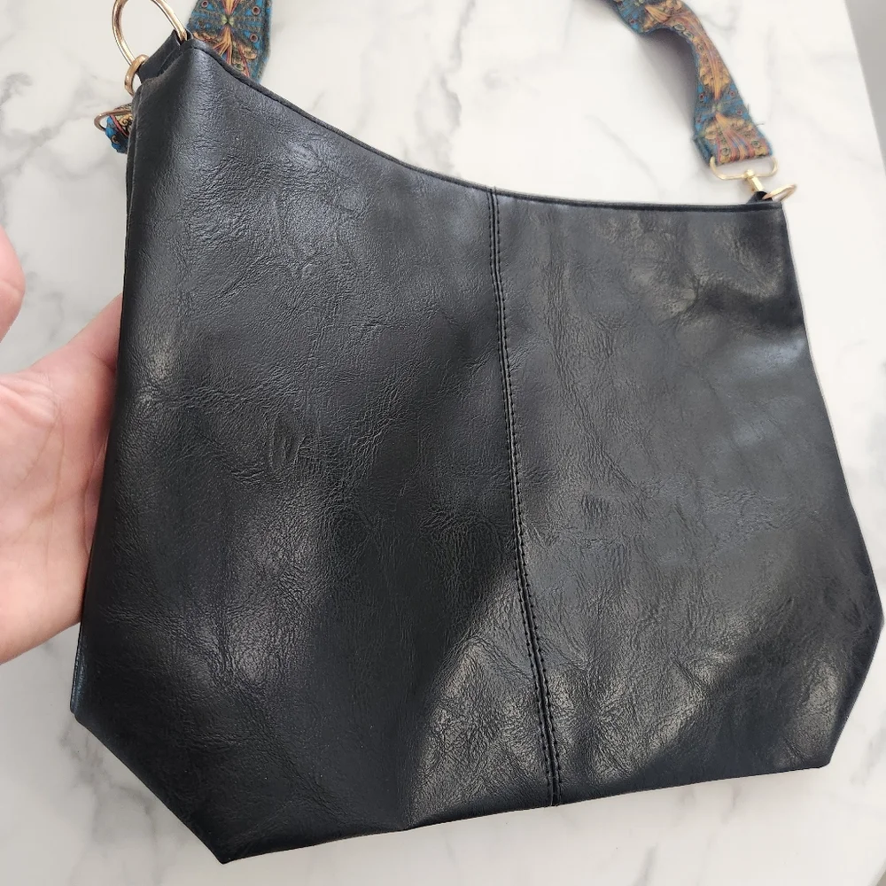 Unisex Black Pu Leather Tote Bag With Patterned Boho Strap - Picture 4 of 15